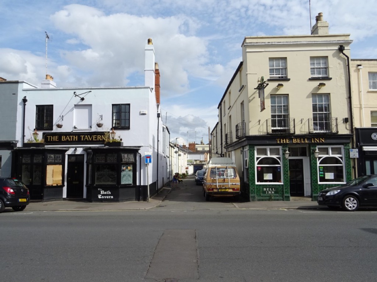 The Bell, Bath